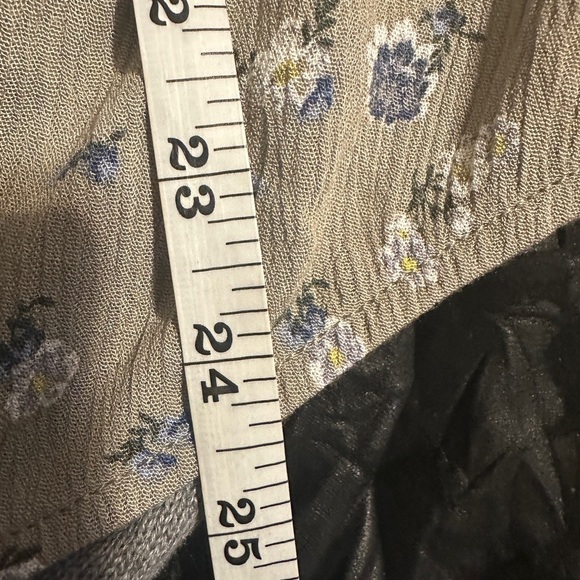 AG Adriano Goldschmied Celeste Blouse. - Picture 6 of 7